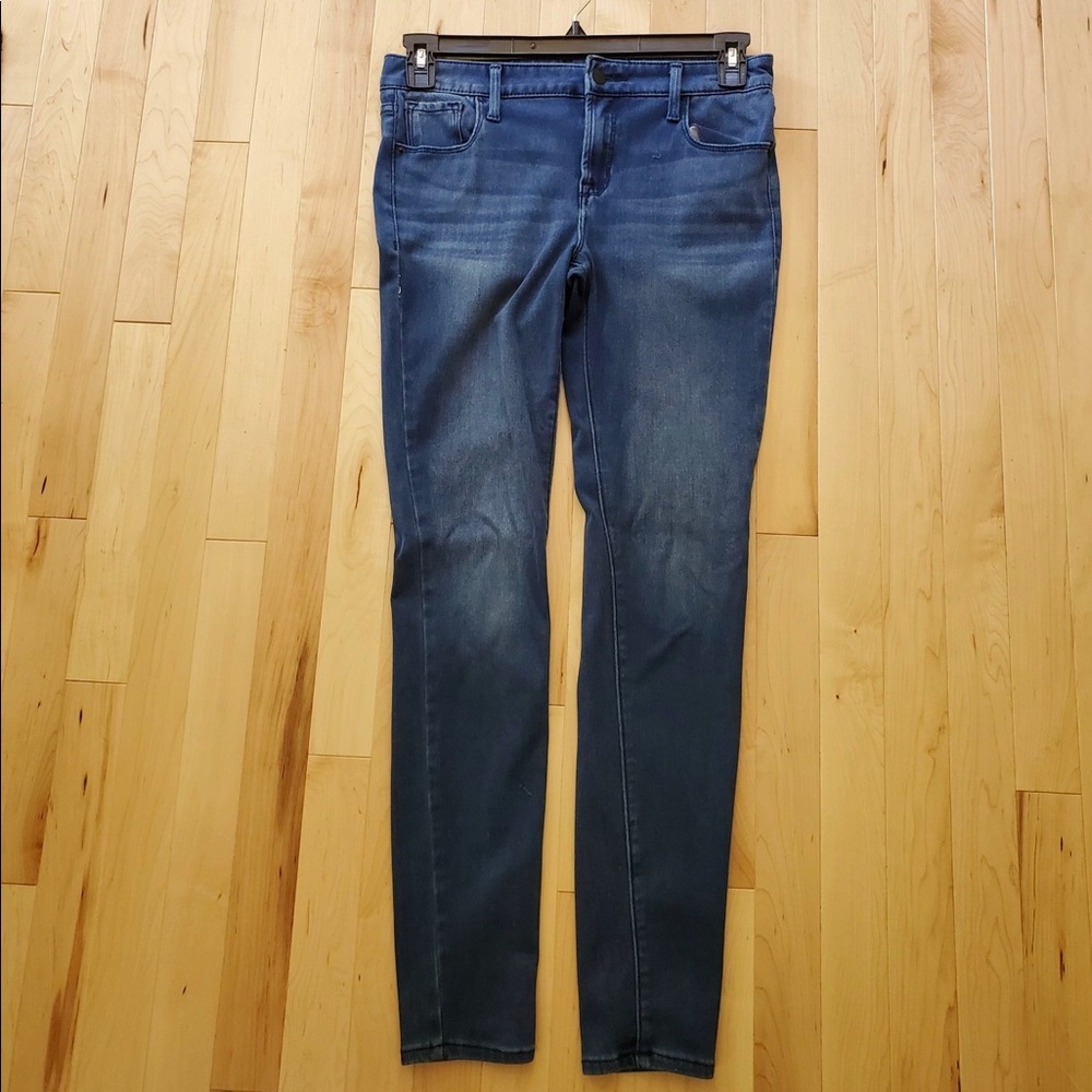 I’m selling a pair of Old Navy jeggings!!